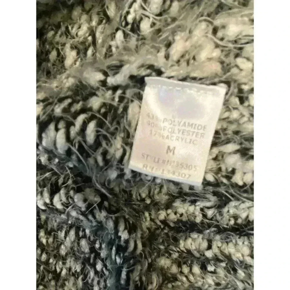 Penelope Leroy Paris Women’s Medium Fuzzy Black And White Cozy Cardigan - Picture 6 of 6